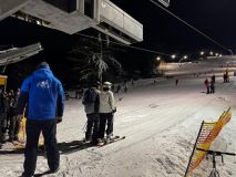 První lyžaři vyrazili na Peklák