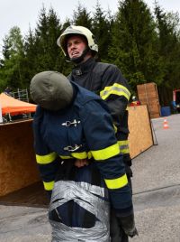 Obrazem: Podívejte se na nejtvrdší hasiče z celé republiky, jak spolu soutěží na Andrlově Chlumu v Ústí nad Orlicí