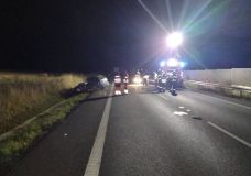 Osobní vůz srážka s kamionem doslova zmuchlala, jeho řidič utrpěl fatální zranění