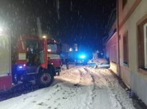 Osm dopravních nehod jen během noci. Dvě osoby se zranily