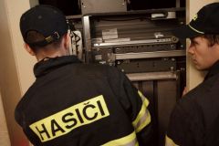 V loňském roce se lidé třiašedesátkrát zasekli ve výtahu, letos už sedmkrát. Ve všech případech byly osoby v ohrožení