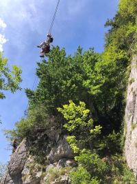 Dívce v Rakousku došly síly na ferratě. Měla velké štěstí, poblíž byli hasiči z Chrudimi