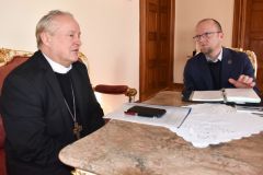 Římskokatolická církev chce opravit klášter na Hoře Matky Boží v Králíkách, žádá  proto o dotaci