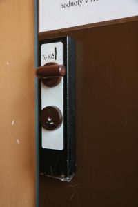 Při svých výpravách za lupem způsobil škodu několik desítek tisíc korun. Hrozí mu pobyt za mřížemi