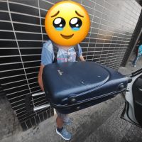 Muž nechal svůj velký kufr před prodejnou a šel pohodlně nakupovat. A pak se rozjel celkem zajímavý příběh