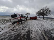 Policie hledá svědky dopravních nehod, jedna se stala na silnici I/43 a druhá v Žamberku