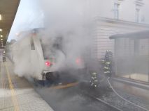 Na nádraží v Chocni zastavil ohnivý vlak, cestovalo v něm dvanáct lidí