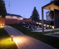 Nově revitalizovaný park v Ústí nad Orlicí je krásným místem k odpočinku a procházkám a nově i letním kinem