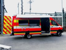 Pardubičtí hasiči mají nový spojový a komunikační vůz Mercedes Sprinter