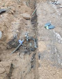 Dělníci poškodili při zemních pracích plynové potrubí