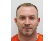 Policie pátrá v souvislosti s majetkovou trestnou činností po tomto muži z Ústí nad Orlicí