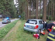 Smutný víkend na silnicích zakončila tragická nehoda motorkářky před odbočkou k Peklu Čertovina