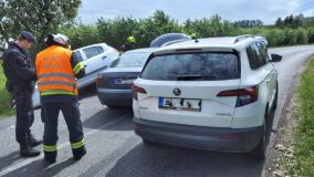 Nehoda tří osobních automobilů v obci Vanice u Vysokého Mýta