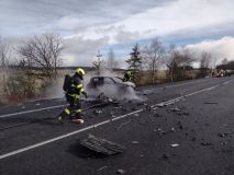 Tři auta se střetla na nebezpečném úseku silnice I/35 u obce Koclířov, nehoda zastavila provoz