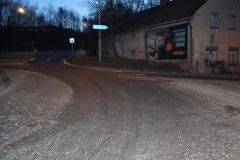 Řidič autem srazil cyklistu, na místě nezastavil a pokračoval v jízdě dál