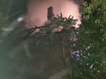 Obrazem: Rodinný dům v obci Banín pohltil oheň