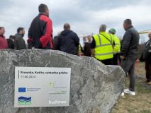 Přehrada o rozloze jedenácti fotbalových hřišť ochrání proti povodním. Jde o český technologický unikát