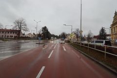 Auto srazilo elektrokoloběžku na přechodu pro chodce ve Vysokém Mýtě, hledají se svědci