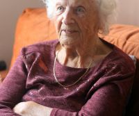 Stovku by Emilii Hanzlové z Ústí nad Orlicí nikdo nehádal. Tento týden jí k narozeninám popřál starosta