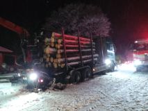 Obrazem: Hasiči kvůli počasí opět v plné pohotovosti, nejvíce zasahovali na Chrudimsku