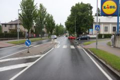 Auto u Lidlu v Hlinsku srazilo chlapce, ten utrpěl zranění. Policisté nyní hledají svědky