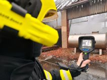 Foto: Při požáru areálu v Dolni Rovni utrpěla jedna osoba zranění a škoda se vyšplhala do  2,5 milionu korun