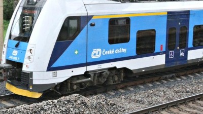 Provoz vlaků Česk&yacute;ch drah o sv&aacute;tc&iacute;ch. K&nbsp;největ&scaron;&iacute;mu omezen&iacute; dojde večer a v&nbsp;noci ze &Scaron;tědr&eacute;ho dne na Bož&iacute; hod v&aacute;nočn&iacute;