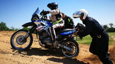 V sobotu se můžete svézt na své motorce na motodromu ve Vysokém Mýtě v rámci akce Kolama dolů - učme se přežít