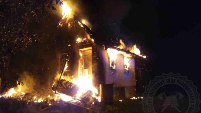 V chatové oblasti v Chocni zasahovaly čtyři jednotky požární ochrany