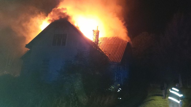Požár domu v Lanškrouně foto HZS Pardubický kraj