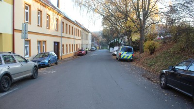 Srazil chodkyni a z místa nehody ujel. Policie po řidiči pátrá