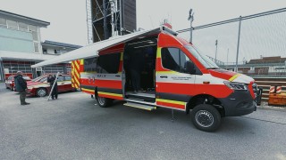 Pardubičtí hasiči mají nový spojový a komunikační vůz Mercedes Sprinter