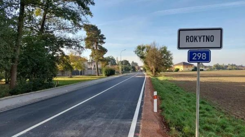 Opravená silnice Rokytno