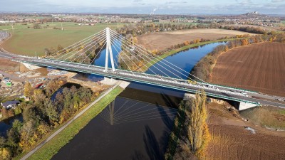 Blíží se otevření největšího českého lanového mostu, co propojí Cihelnu s Dubinou. Čertice bude u toho