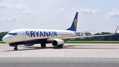 První cestující odletěli z Pardubic do turecké Antalye i na Palmu de Mallorcu. U letiště mají řidiči parkování zdarma