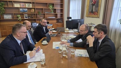 St&aacute;t přisl&iacute;bil př&iacute;spěvek na obchvat Vysok&eacute;ho M&yacute;ta. Tak&eacute; současn&yacute; ministr sl&iacute;bil, že financov&aacute;n&iacute; zajist&iacute;