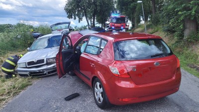 Nehoda čtyř vozidel zaměstnala všechny složky integrovaného záchranného systému