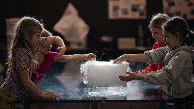 Na 80 akc&iacute; a v&iacute;ce než 54 tis&iacute;c n&aacute;v&scaron;těvn&iacute;ků! Sf&eacute;ra m&aacute; za sebou &uacute;spě&scaron;n&yacute; rok