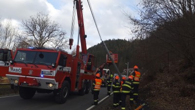 nehoda Letovice část Dolní Smržov (foto: HZS Pardubického kraje) 