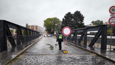 V Pardubicích bylo nutné uzavřít některé mosty přes Chrudimku