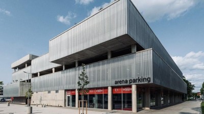 Budova Arena parking v&nbsp;Pardubic&iacute;ch zabodovala v&nbsp;prestižn&iacute; architektonick&eacute; soutěži