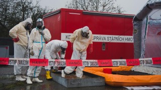 likvidace následků ptačí chřipky, foto zdroj HZS Pardubický kraj