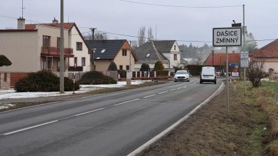 Začala stavba obchvatu Zminn&eacute;ho, bude trvat v&iacute;ce než rok