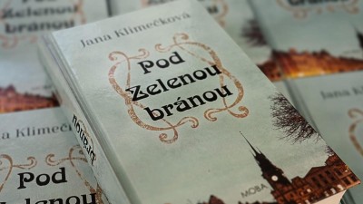 Léto patří románům, už jste četli ten od Jany Klimečkové, inspirován životem Pardubic 19. století