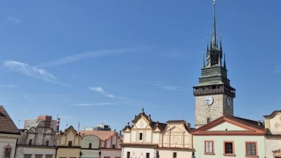 Zelen&aacute; br&aacute;na se znovu skv&iacute; v pln&eacute; kr&aacute;se a je opět průchoz&iacute;