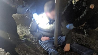 OPRAVDU SE STALO: Opilce uvěznila značka, pomohli až strážníci