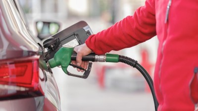 Obávaný střet Izraele s Íránem požene ceny benzínu vzhůru, trendu růstu cen pohonných hmot nepomáhá ani slábnoucí koruna