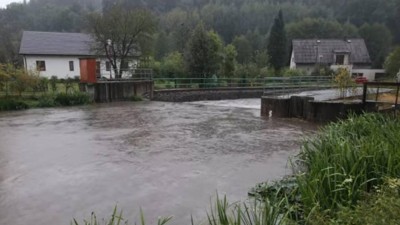 VIDEO: Déšť zvýšil hladiny na tocích Tiché Orlice a Třebovky a místních malých tocích Černovír, Knapovec