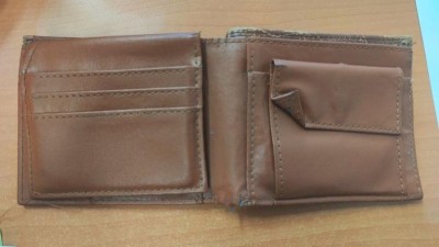 Bývalý alkoholik a bezdomovec našel peněženku, v níž bylo 1200 korun, překvapil, jak s ní naložil