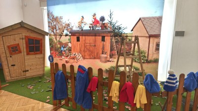 Legend&aacute;rn&iacute; kutilov&eacute; Pat a Mat v muzeu v Chrudimi. Tě&scaron;te se na origin&aacute;ln&iacute; sc&eacute;ny a loutky,&nbsp;animačn&iacute; d&iacute;lnu, hern&iacute; z&oacute;nu i fotokoutek